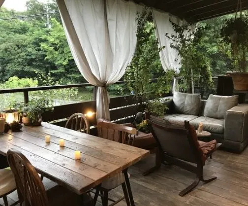 RK Gardenのテラス席