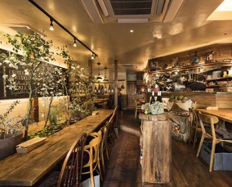 MK Farmers & Grillの店内
